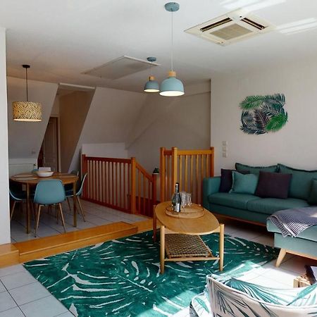 Appartamento Duplex Des Dominicains - 1 Parking Gratuit - Hypercentre 6 Personnes Colmar Esterno foto