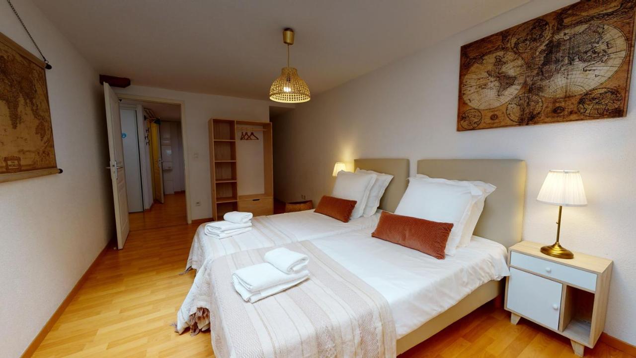 Appartamento Duplex Des Dominicains - 1 Parking Gratuit - Hypercentre 6 Personnes Colmar Esterno foto