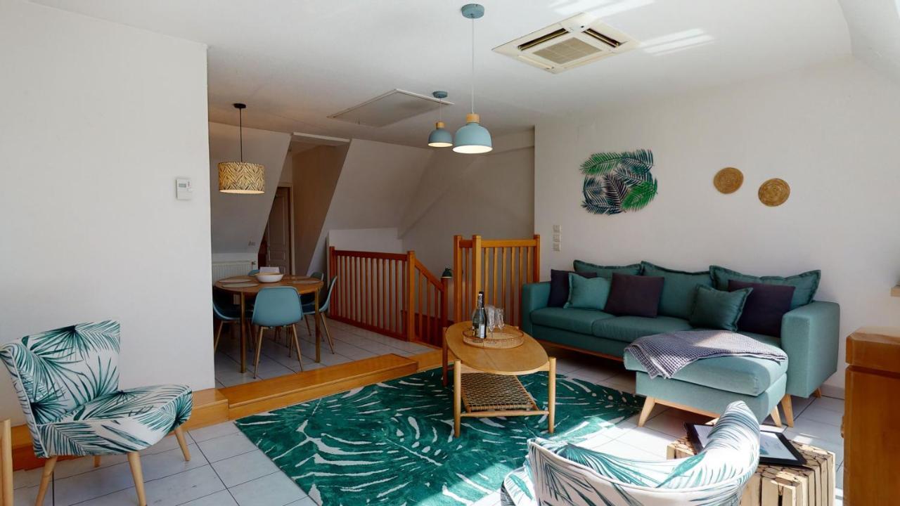 Appartamento Duplex Des Dominicains - 1 Parking Gratuit - Hypercentre 6 Personnes Colmar Esterno foto
