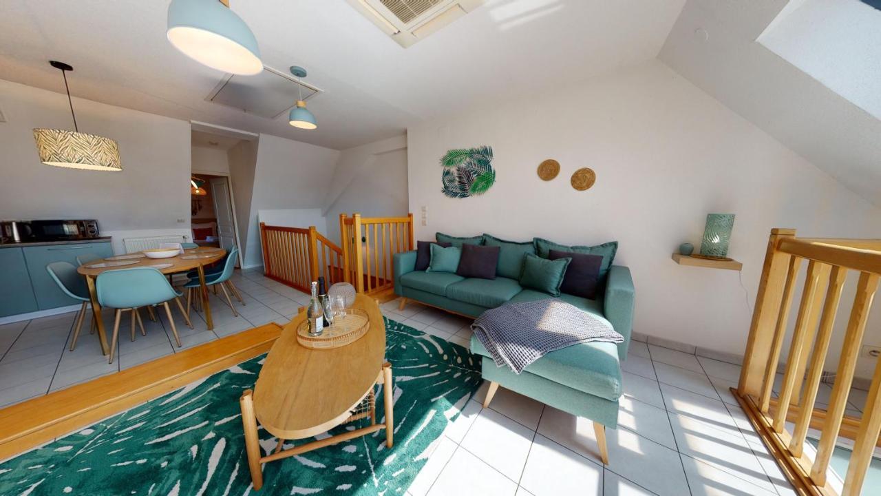 Appartamento Duplex Des Dominicains - 1 Parking Gratuit - Hypercentre 6 Personnes Colmar Esterno foto