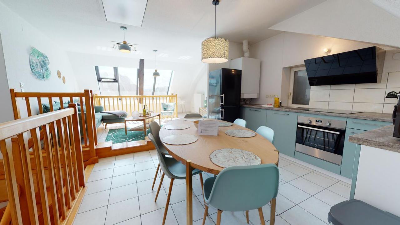 Appartamento Duplex Des Dominicains - 1 Parking Gratuit - Hypercentre 6 Personnes Colmar Esterno foto