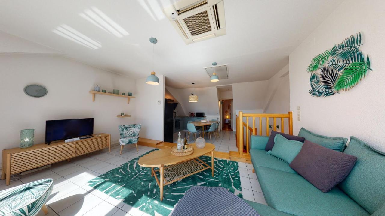 Appartamento Duplex Des Dominicains - 1 Parking Gratuit - Hypercentre 6 Personnes Colmar Esterno foto