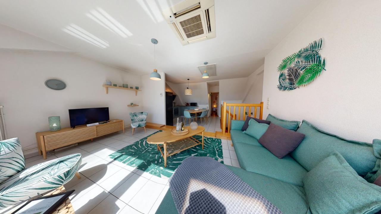 Appartamento Duplex Des Dominicains - 1 Parking Gratuit - Hypercentre 6 Personnes Colmar Esterno foto